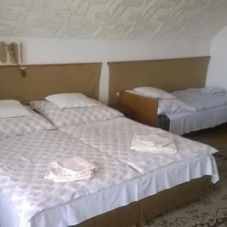 Poczane Vendegszobai